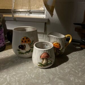 Sears Robuk mushroom creamer set